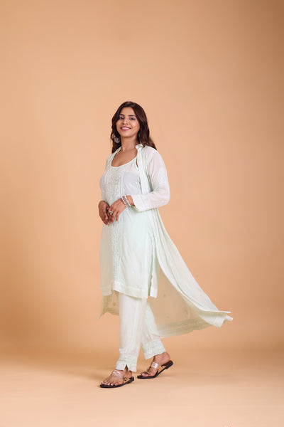 Veersons chikankari Muslin Shrug
3 psc set