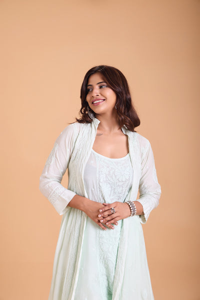 Veersons chikankari Muslin Shrug
3 psc set
