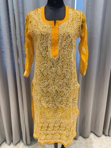 Veersons Chikankari Full Front White Threadwork Kurta with Beautiful Lucknowi Chikan - Veersons-Chikankari Studio