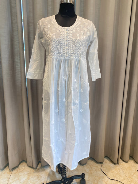 Veersons Chikankari HandEmbroidered Cotton Chikan Kurta with Side Pockets - Veersons-Chikankari Studio