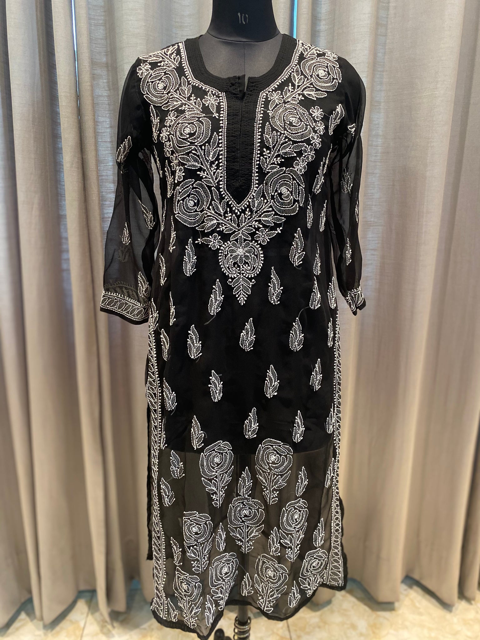 Veersons Chikankari Hand-Embroidered Georgette Kurta - Veersons-Chikankari Studio