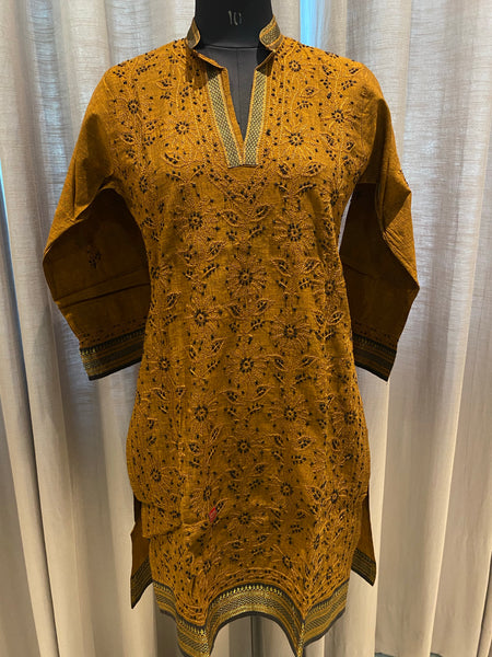 Veersons Chikankari Cotton Kurta with Brocade Borders - Veersons-Chikankari Studio