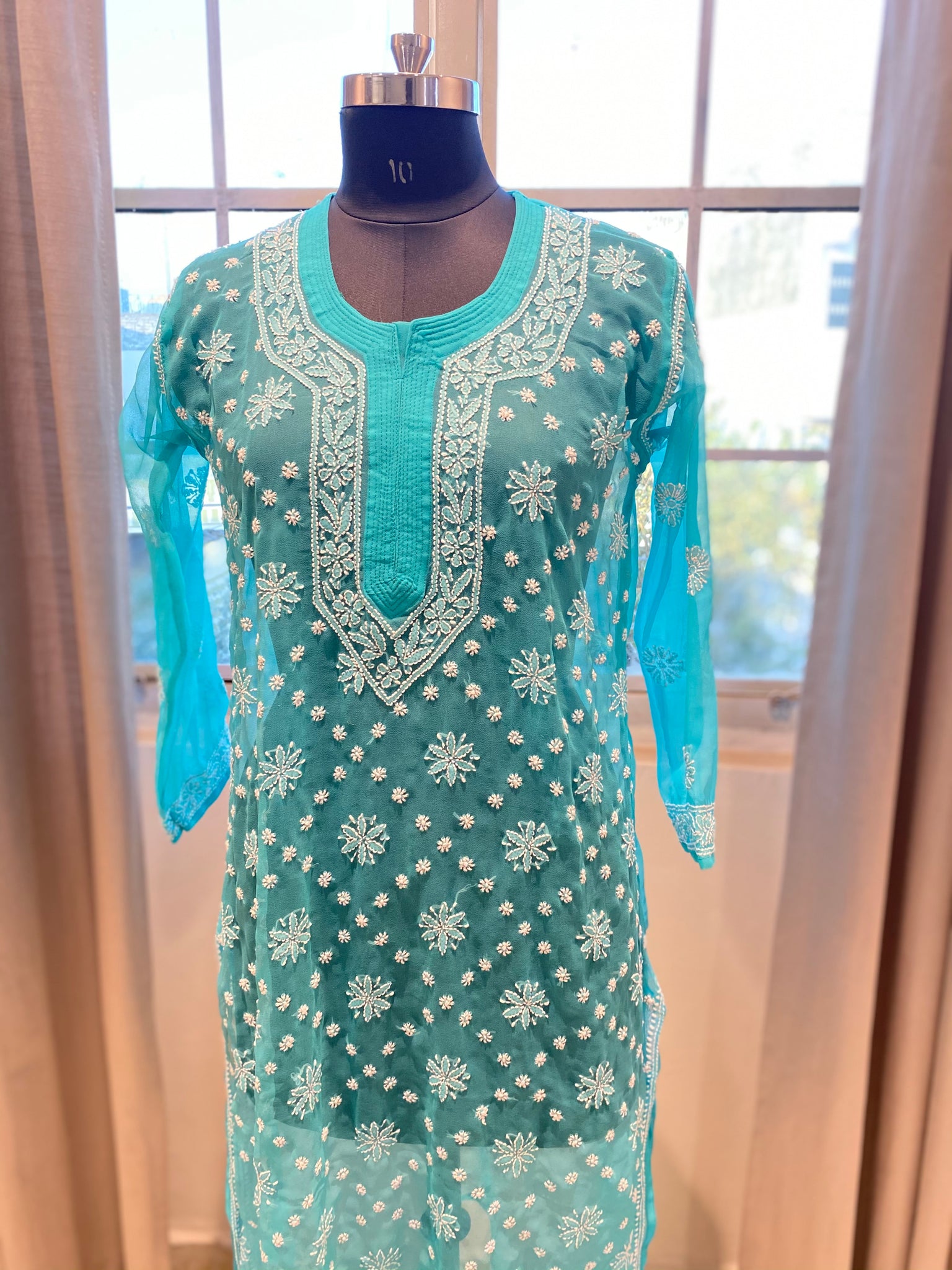 Lucknowi Latest Georgette Kurti With Inner And Dupatta Febric Multi Thread  Full Jaal Work Embroidry at 1102.50 INR in Lucknow | Lucknow Chikan Art